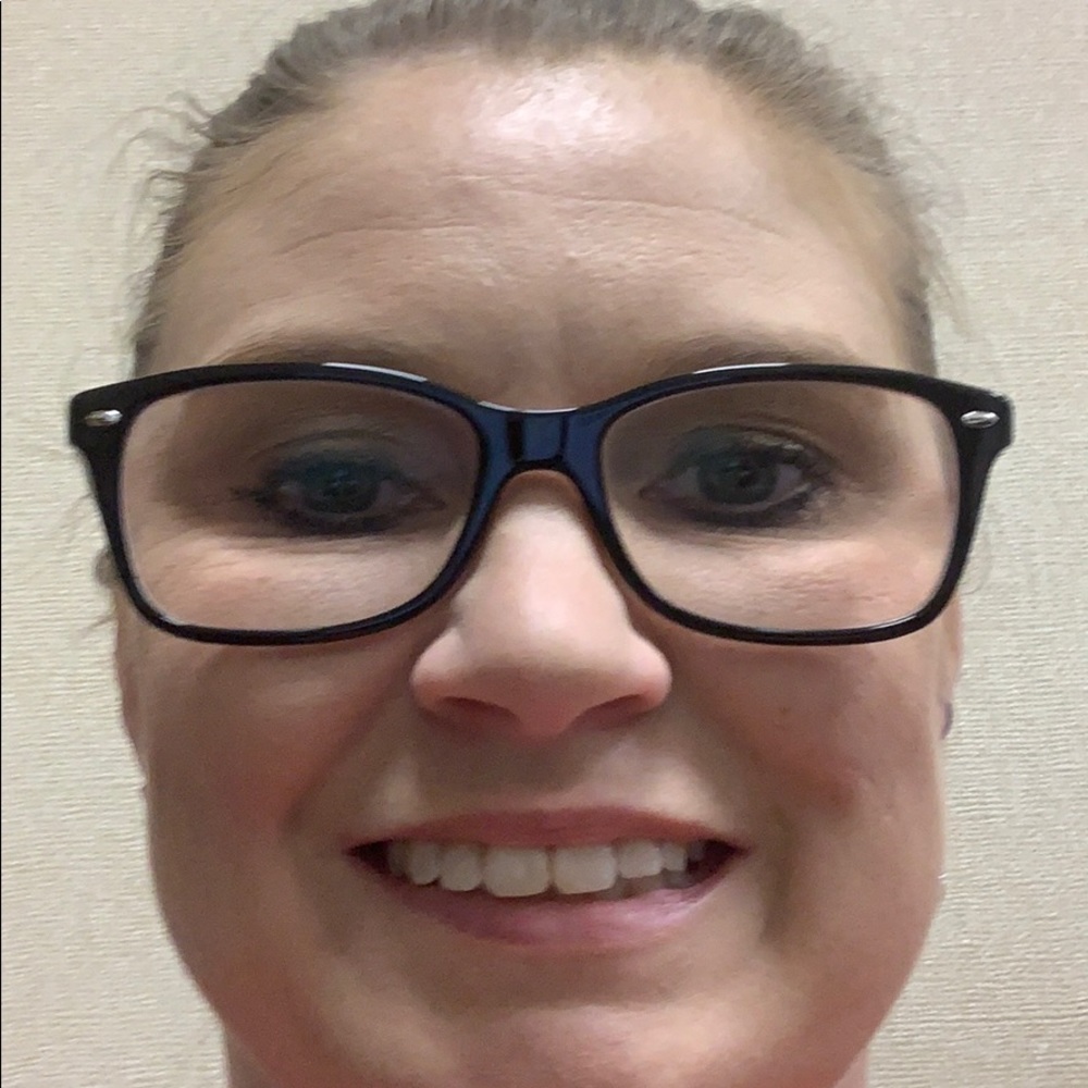 Meet your Posher, Chari